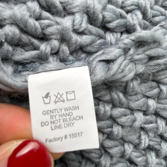 Adidas Gray Knit Pom Beanie Hat – Unisex Adult - Picture 6 of 9